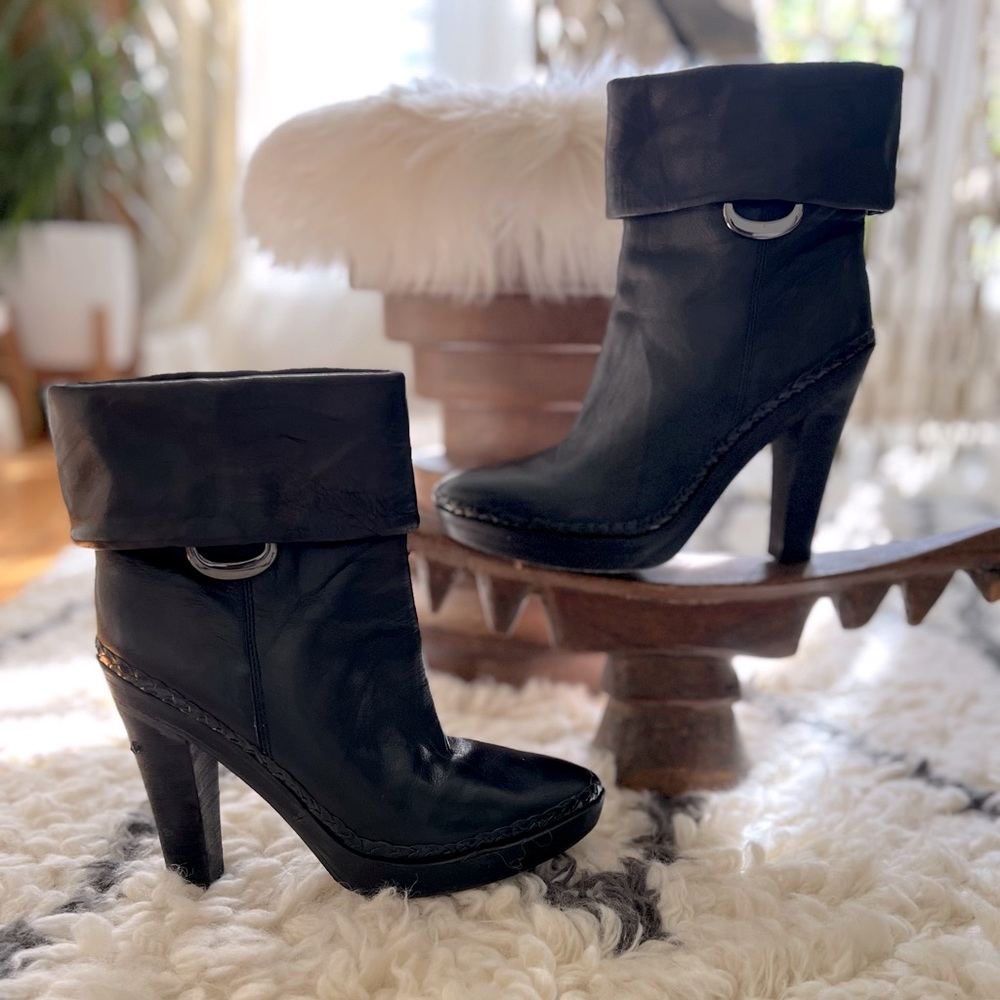 G-Series black leather ankle boots/booties with Nike Air Technology - SIZE 10